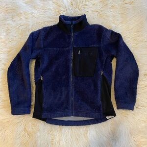 Mountain Hardwear fleece, youth size medium